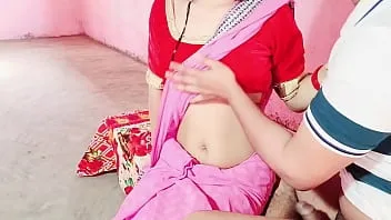 Desi Bhabhi Xxxhdvedeo Looks Amazing Wearing Saree