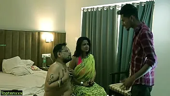 Husband Caught Bpxnx Wife Kissing With Sasur