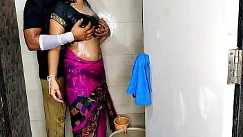 Manishakoiralaxxx – Komal Enjoys Bath With Her Husband
