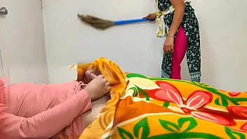 Sezvedio Komals Maid Who Was Cleaning Was
