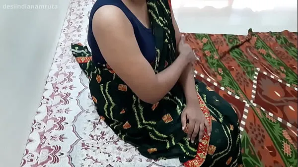 Xxx18yers – Beautiful Xxx Desi Green Saree Aunty